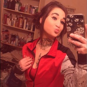 Meet your Posher, Brandy